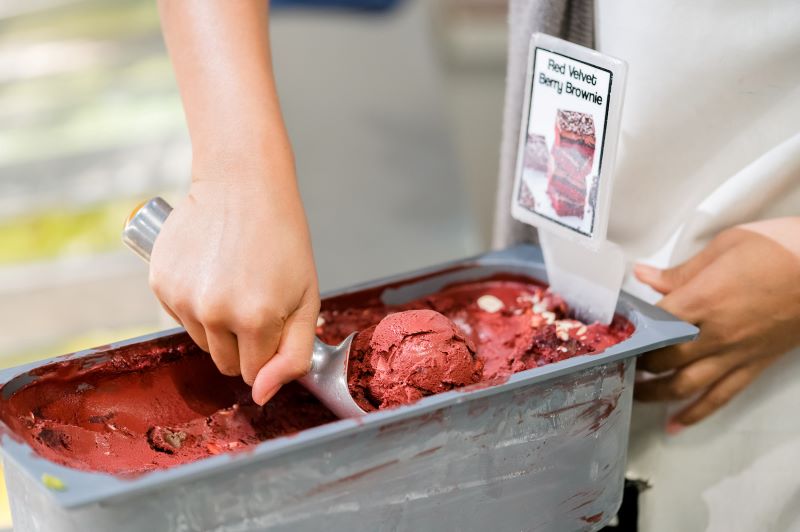 red velvet ice cream in container