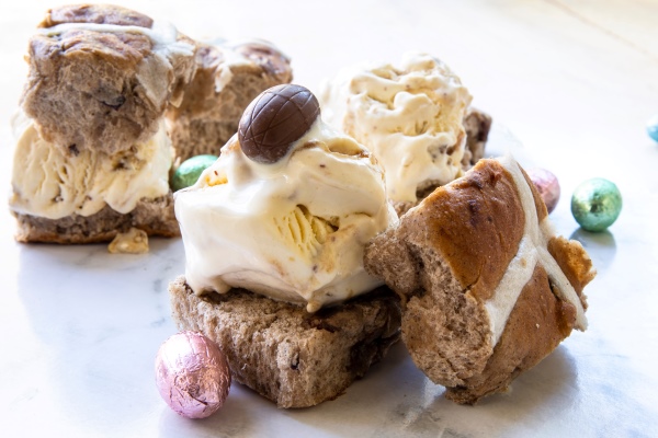 Hot Cross Bun Ice Cream Sandwich